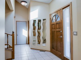 12010 61st Ave N, Plymouth, MN 55442