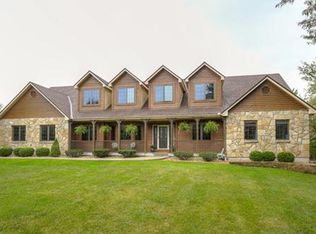2755 NW Chipman Rd, Lees Summit, MO 64081