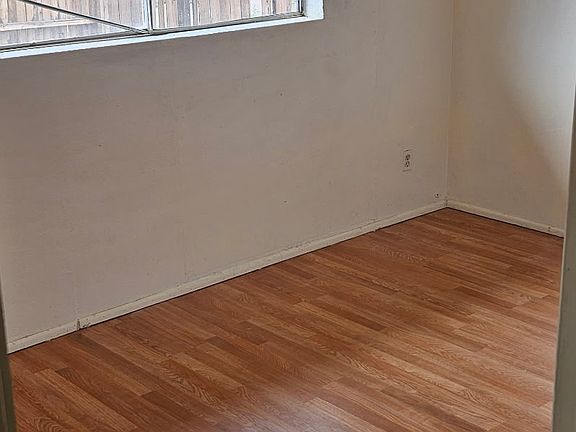 4th image of 2665 N Leah Pl