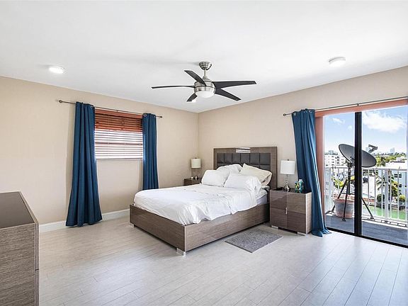 4th image of 110 S Shore Dr APT 6D