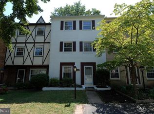 14831 Palmerston Sq, Centreville, VA 20120