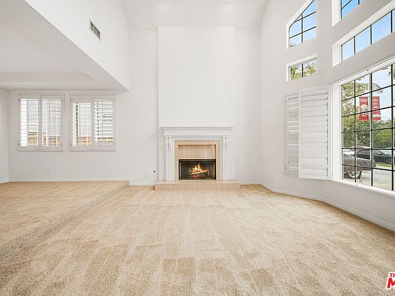 3rd image of 4144 Colfax Ave