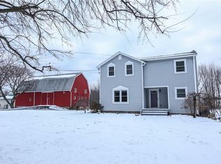 7598 Stoney Lonesome Rd, Williamson, NY 14589