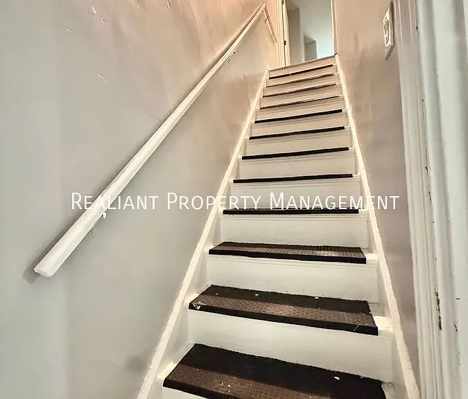 3615 Glenway Ave #2 — Photo 8