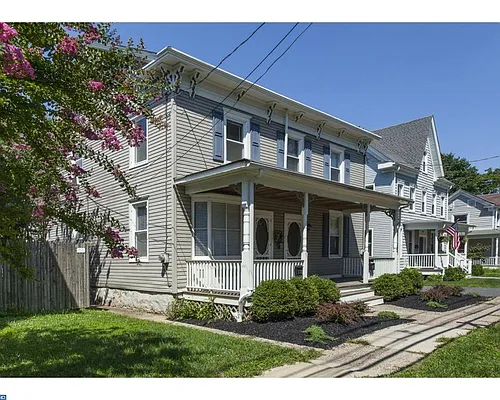 118 S Main St Photo 1