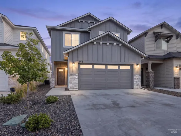 242 W Hyndman Dr, Meridian, ID 83642