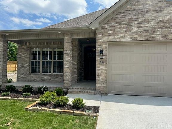 2nd image of 136 Woodlands Park Dr