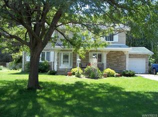 19 Diller Dr, Orchard Park, NY 14127