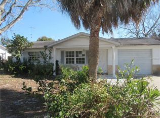 11516 Meadow Dr, Port Richey, FL 34668