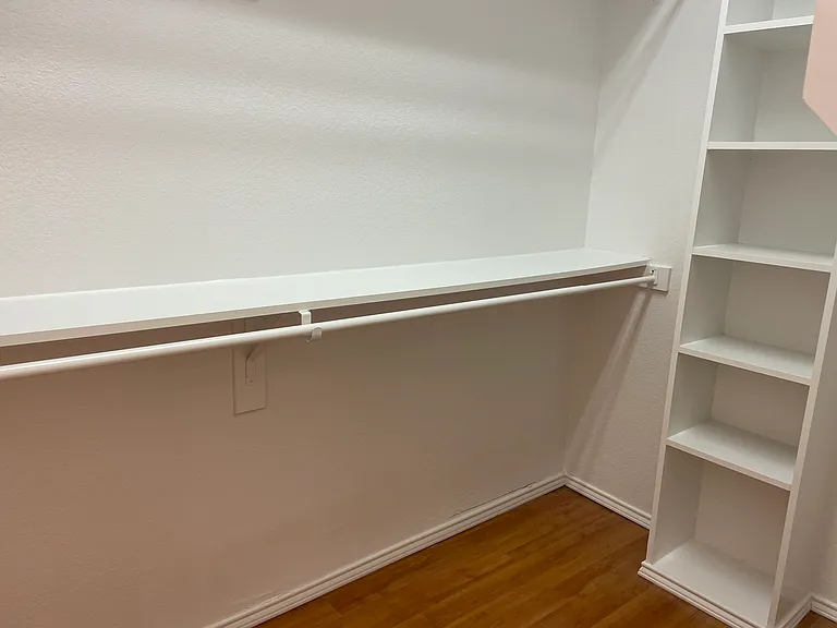 553 Presidio Dr — Photo 24