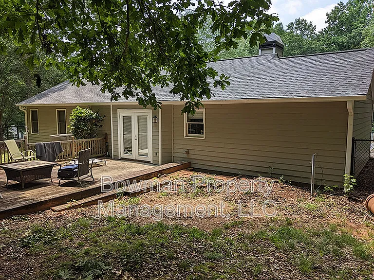 155 Rachel Way — Photo 22