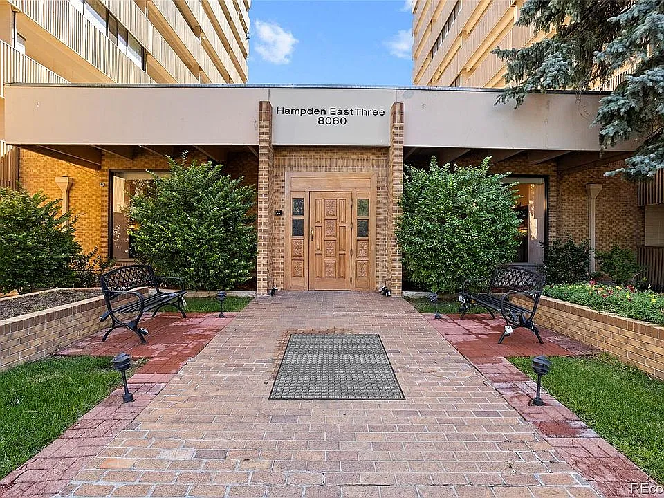 8060 E Girard Ave #219