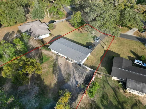 5059 Mockingbird Dr, Dade City, FL 33523