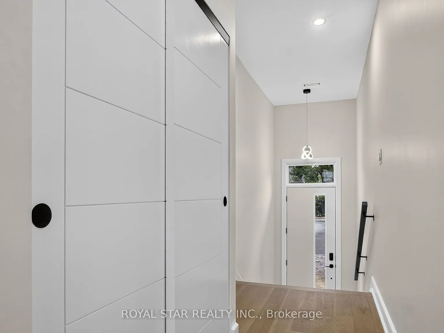 3 bed, $3,500 — Photo 3