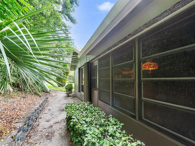 6809 SE Yorktown Dr — Photo 25