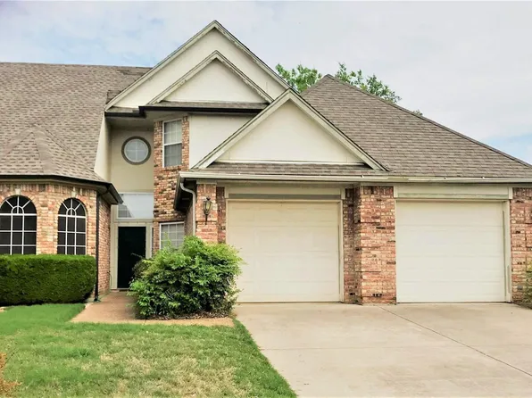 438 Lake Highland Dr, Lake Dallas, TX 75065