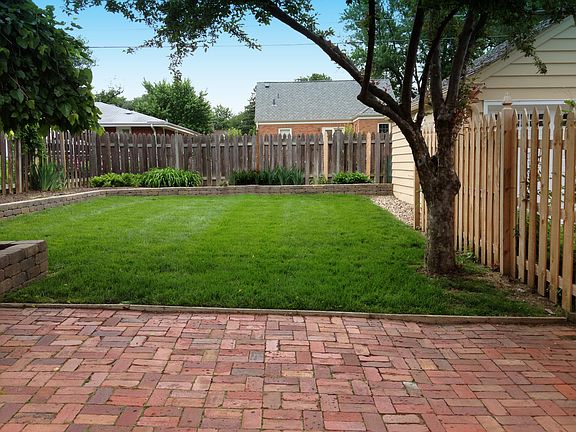 2nd image of 511 S 51st Ave