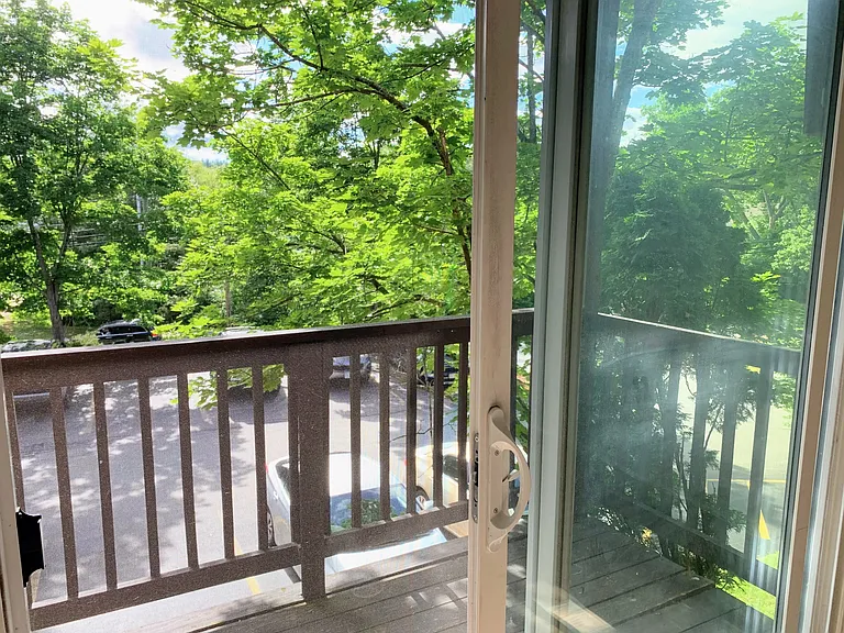 210 Brook Village Rd #20 — Photo 10