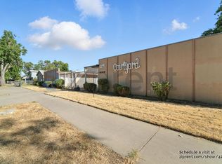 132 W 18th St APT 8, Merced, CA 95340