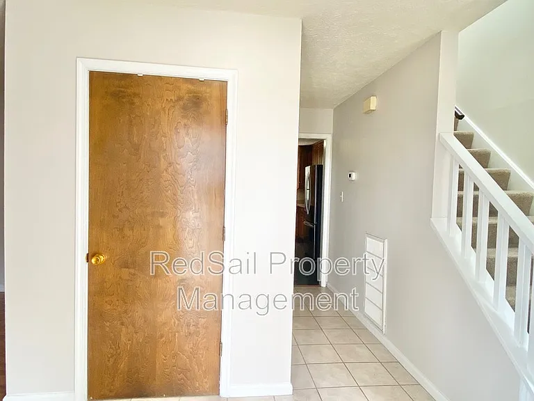 443 Sonora Dr — Photo 3