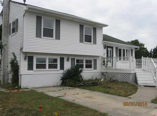 65 Bucknell Rd, Somers Point, NJ 08244