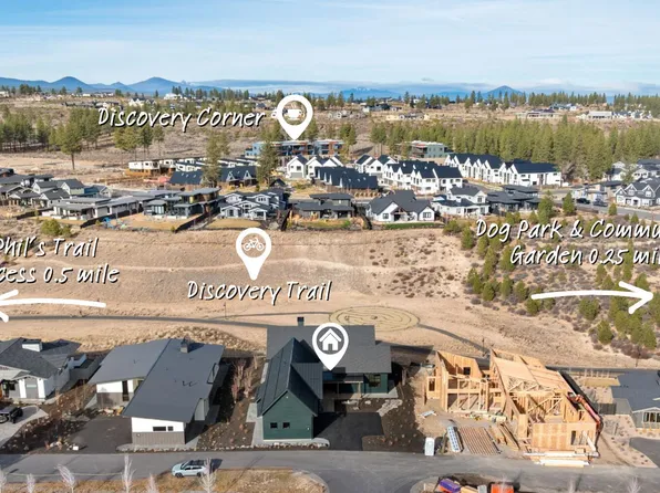 3118 NW Crossing Dr, Bend, OR 97703