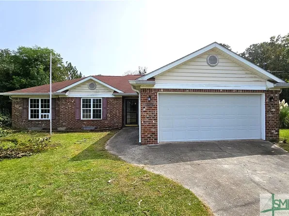 304 Pine Street, Bloomingdale, GA 31302