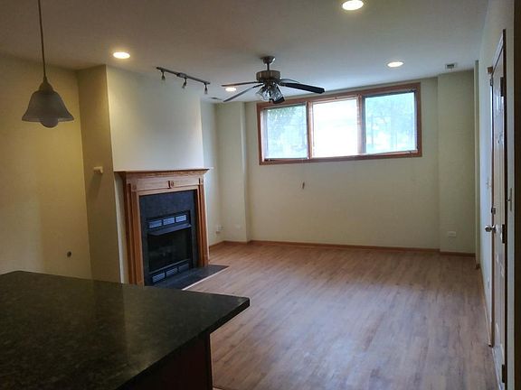 3rd image of 4450 S King Dr #1GN