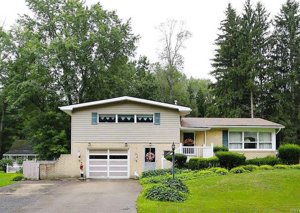 1st image of 651 Creekside Dr