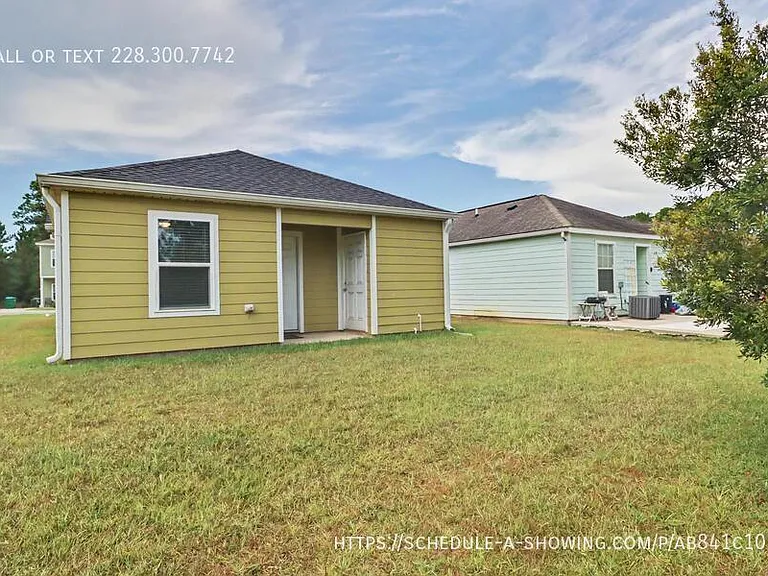 12056 Turnberry Cv — Photo 18
