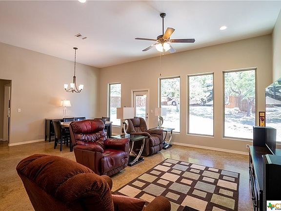 4th image of 1889 Birch Ln