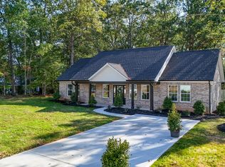 40 Ridgecrest Ave, Peachland, NC 28133