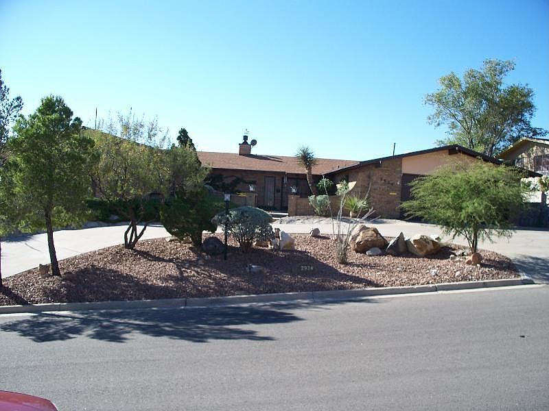 1st image of 2924 Stone Edge Dr