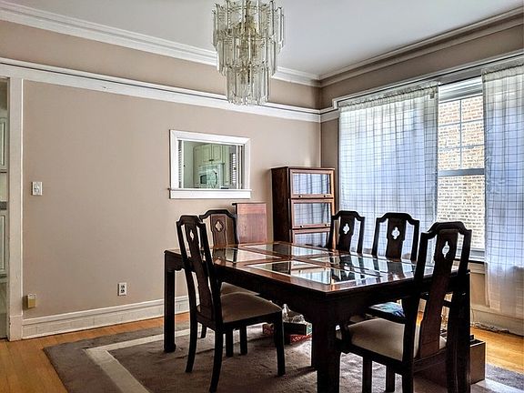 5th image of 7322 S Crandon Ave #1