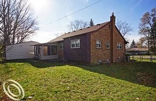 2nd image of 780 Parkview Dr