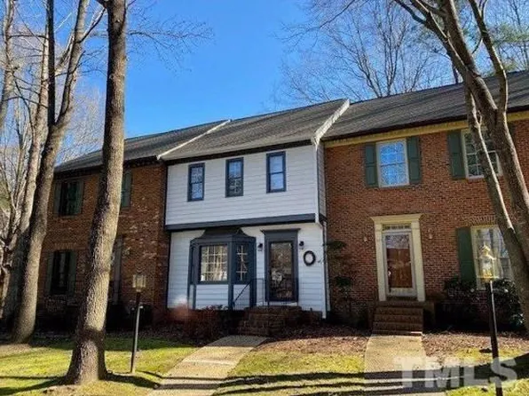 564 Weathergreen Dr, Raleigh, NC 27615