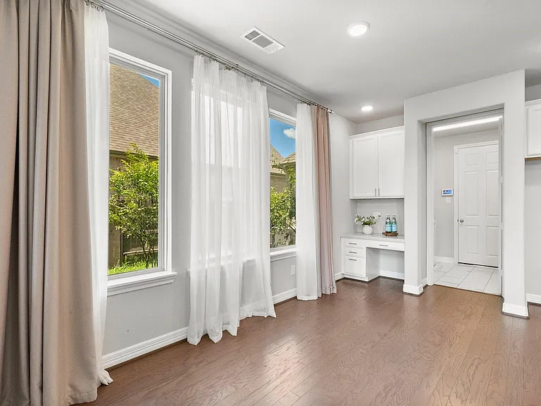 2840 Jehlon Ln — Photo 14