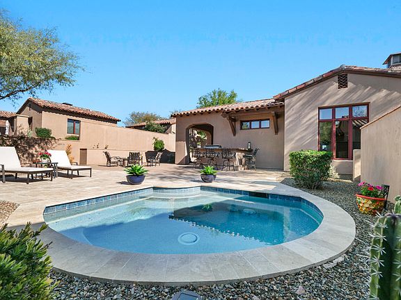 3rd image of 3111 S HONEYSUCKLE Court