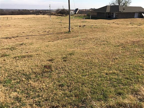 3rd image of 24446 End Of Trail Ave