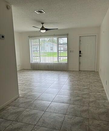 3rd image of 854 SE Preston Lane