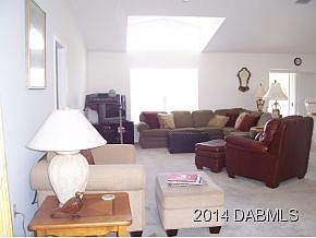 4th image of 226 Brasswood Ct