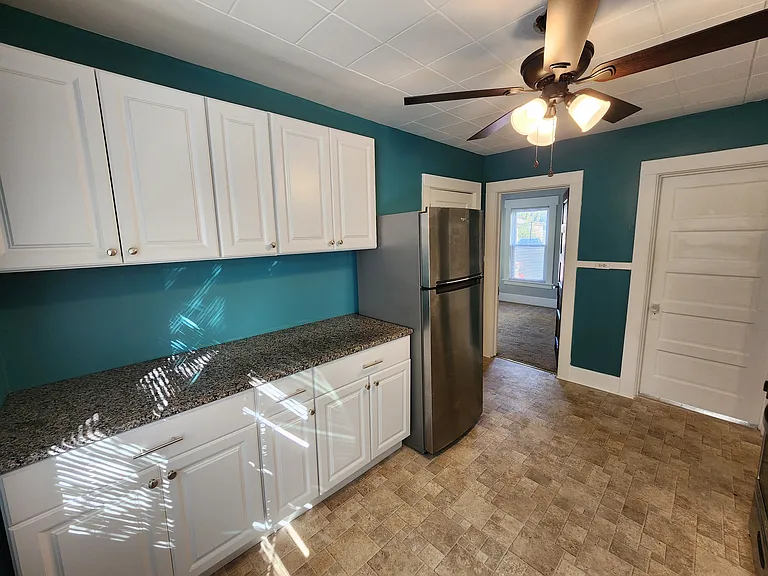 4505 James St #1 — Photo 5