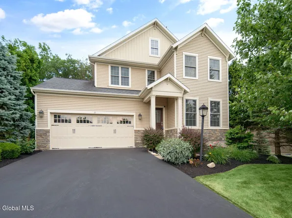 21 Beacon Drive, Watervliet, NY 12189