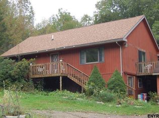 118 Bates Rd, Cambridge, NY 12816