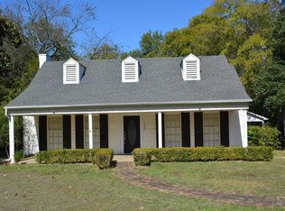 1009 Crestway Dr, Athens, TX 75751