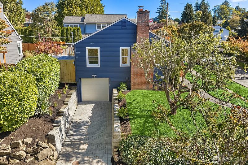 3rd image of 3022 W Smith Street