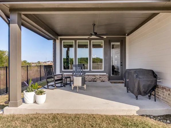 1900 Velora Dr, Haslet, TX 76052