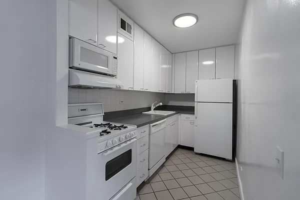 Rented by Siba Management Inc. | media 4