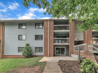 1008 Sandlin Pl APT J, Raleigh, NC 27606