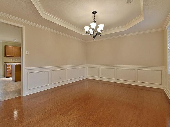 5th image of 1142 Gilbert Station Ln